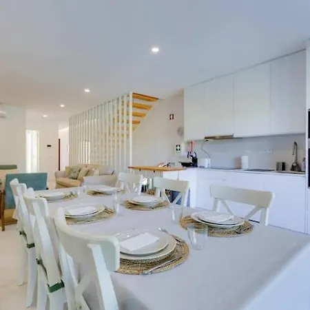 Morada Do Sol With Private Pool & Garden Holiday home *