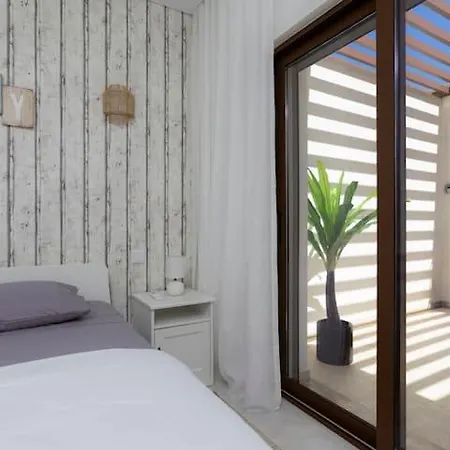 Morada Do Sol With Private Pool & Garden Vakantiehuis